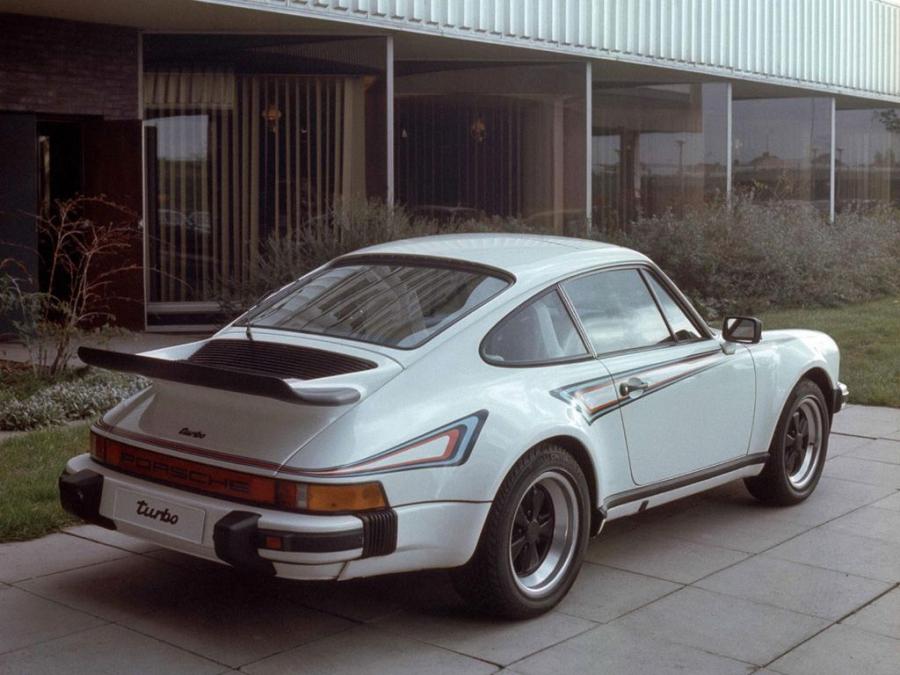  Porsche 911 Turbo 3.0 Coupe 1975 года  (фото 21 из 25)